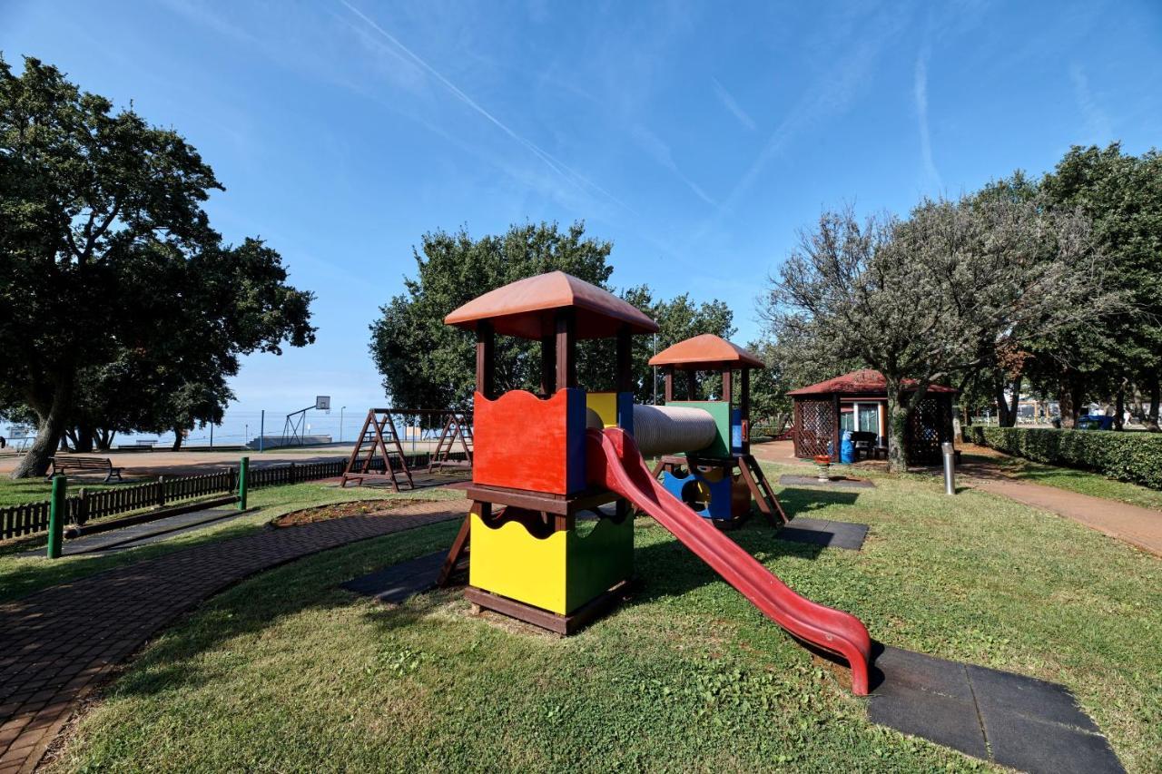 צרבאר - פורת Camping Ulika Mobile Homes - Naturist מראה חיצוני תמונה